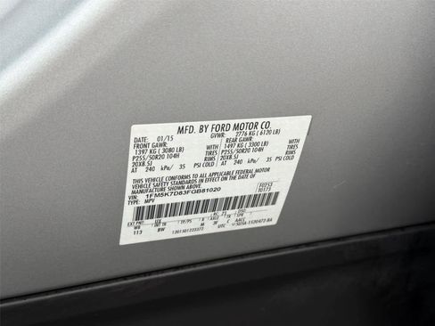Used 2015 Ford Explorer XLT w/ Equipment Group 202B FWD image 21
