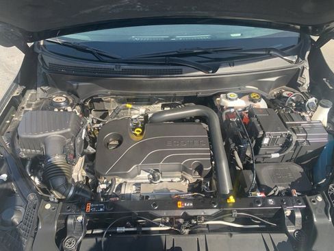 Used 2024 GMC Terrain SLE image 59