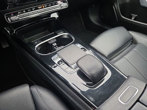 Used 2019 Mercedes-Benz A 220 image 25