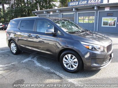 Used 2016 Kia Sedona LX w/ LX Essentials Premium Package