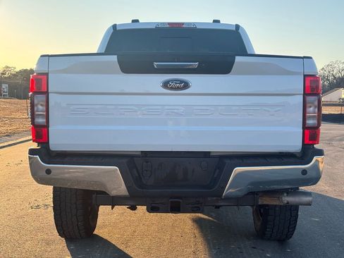 Used 2022 Ford F250 Lariat image 6