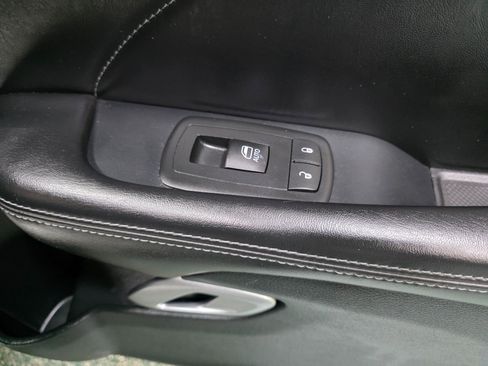 Used 2016 Dodge Challenger SXT Plus image 25