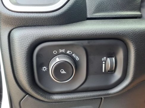 New 2026 RAM 1500 Tradesman AWD/4WD image 17