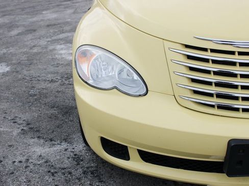 Used 2007 Chrysler PT Cruiser Touring w/ Fleet Value Group I image 34