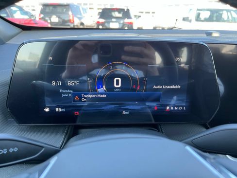 New 2026 Chevrolet Equinox LT w/ Convenience Package II FWD image 12