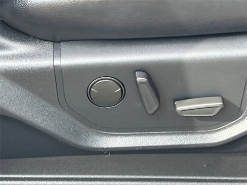 Used 2020 Ford F150 Lariat image 30