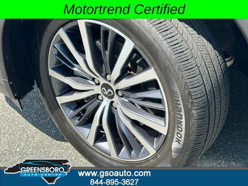 Used 2023 INFINITI QX60 Sensory w/ Cargo Package AWD/4WD image 3