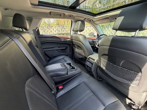 Used 2014 Cadillac SRX Luxury image 20