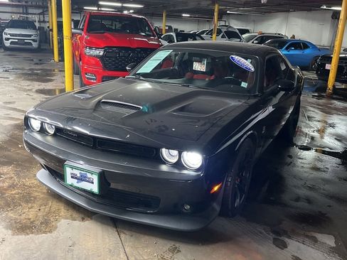 Used 2020 Dodge Challenger R/T Scat Pack w/ Dynamics Package image 2