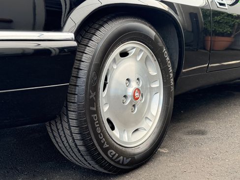Used 1995 Jaguar XJS 4.0 Convertible RWD image 46
