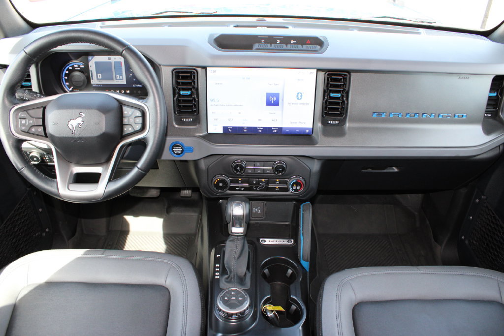 Used 2024 Ford Bronco Black Diamond AWD/4WD image 14