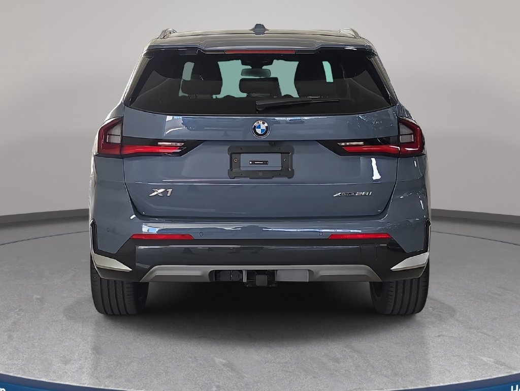 Used 2026 BMW X1 xDrive28i w/ Technology Package AWD/4WD image 8