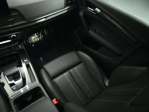 Used 2022 Audi SQ5 Premium Plus w/ Premium Plus Package AWD/4WD image 43