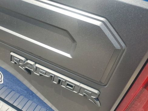 Used 2018 Ford F150 Raptor w/ Equipment Group 801A Mid AWD/4WD image 7