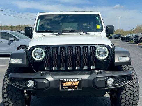 Used 2022 Jeep Wrangler Unlimited Sport image 6