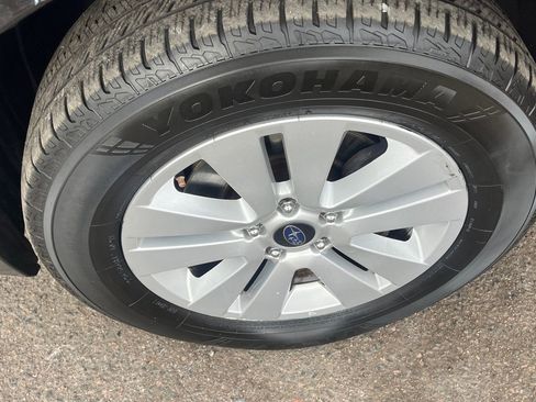 Used 2018 Subaru Outback 2.5i Premium AWD/4WD image 21