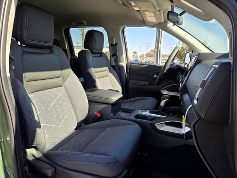 New 2026 Nissan Frontier SV image 12