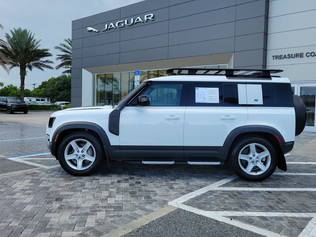 Certified 2023 Land Rover Defender 110 SE AWD/4WD image 2