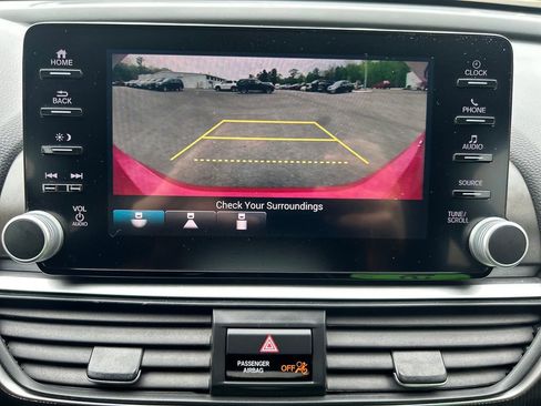 Used 2018 Honda Accord Sport image 30