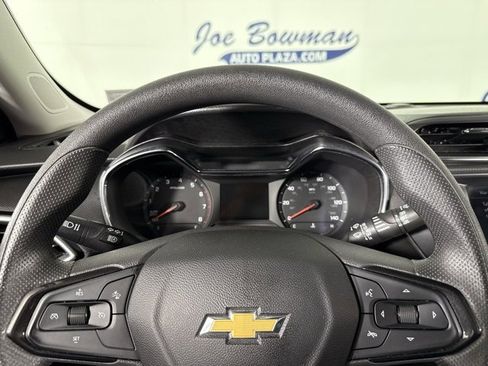 Used 2023 Chevrolet TrailBlazer LT w/ Confidence II Package image 4