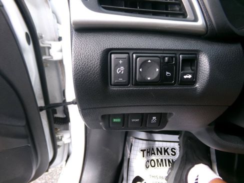 Used 2017 Nissan Sentra S FWD image 13