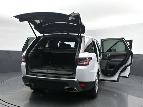 Used 2019 Land Rover Range Rover Sport HSE AWD/4WD image 30