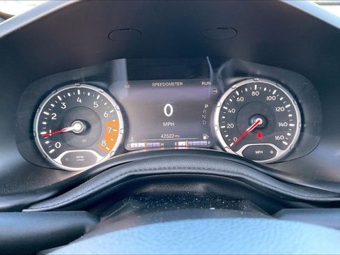 Used 2021 Jeep Renegade Limited image 18