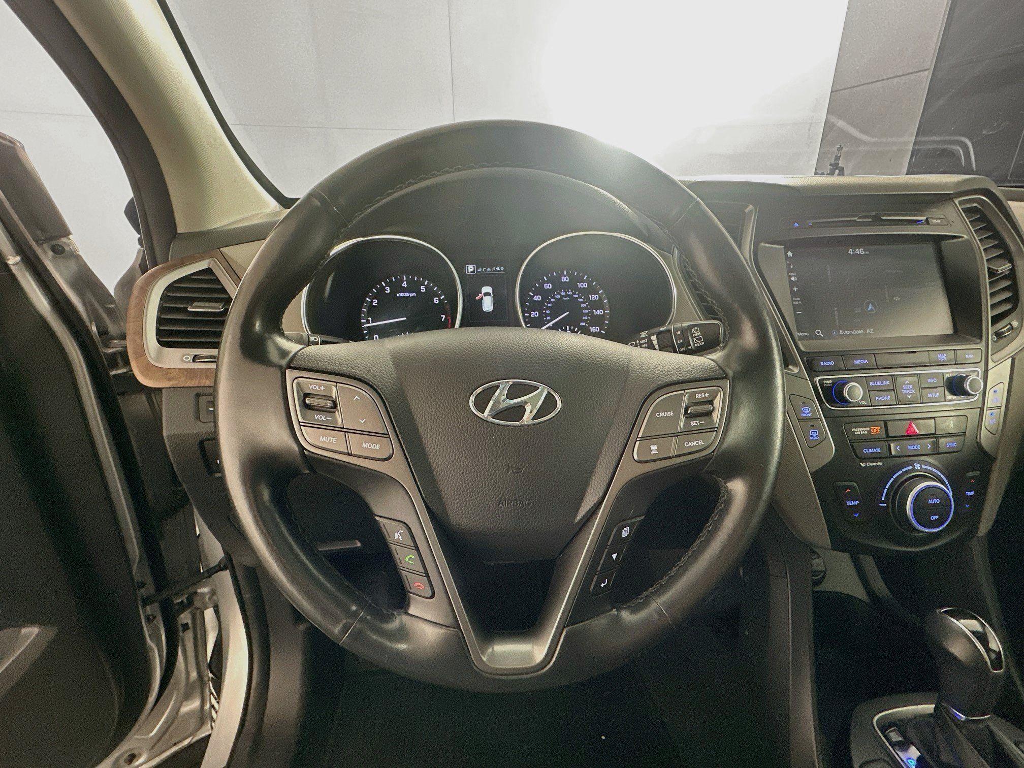 Used 2018 Hyundai Santa Fe Sport w/ 2.0T Ultimate Tech Package 05 FWD image 18