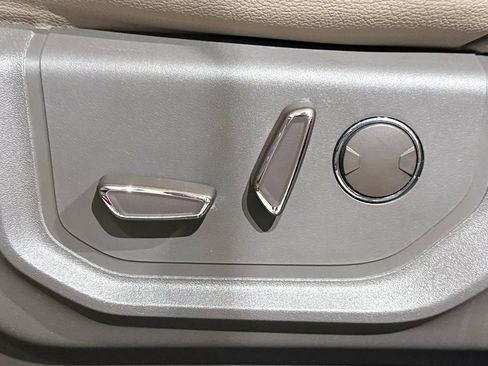 Used 2019 Ford Expedition Limited w/ Equipment Group 302A image 44