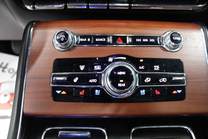 Used 2022 Lincoln Aviator Reserve w/ Equipment Group 201A AWD/4WD image 40