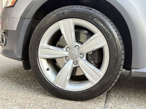 Used 2016 Audi A4 Premium Plus w/ Technology Package image 30