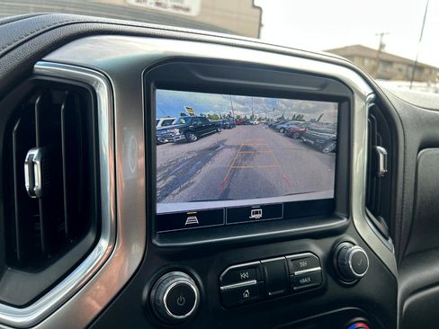 Used 2022 Chevrolet Silverado 1500 LT Trail Boss image 11