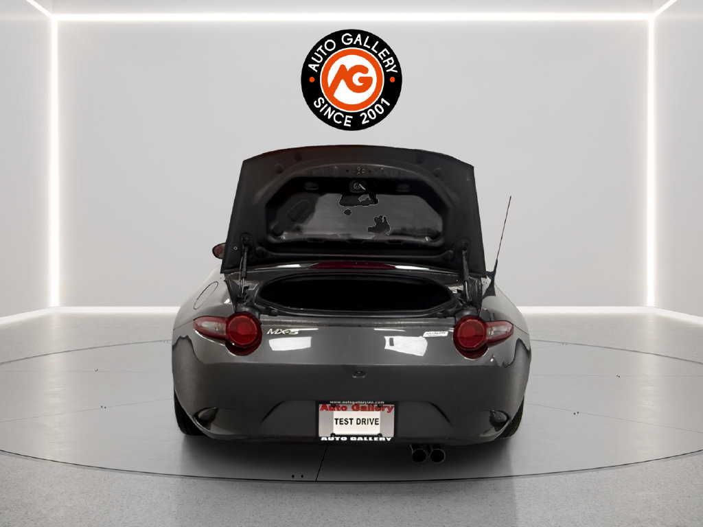 Used 2019 MAZDA MX-5 Miata Grand Touring w/ GT-S Package RWD image 4