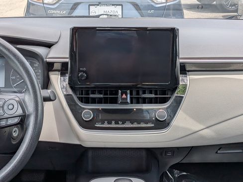 Used 2024 Toyota Corolla LE FWD image 18