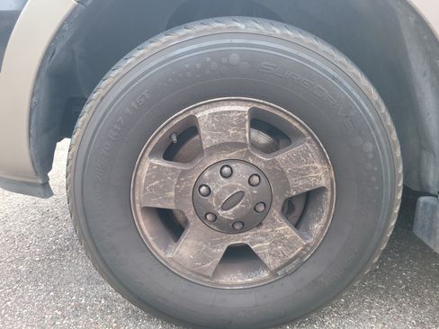 Used 2003 Ford Expedition Eddie Bauer AWD/4WD image 9
