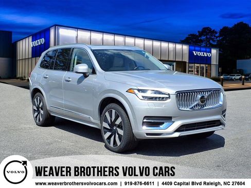 Used 2024 Volvo XC90 T8 Ultimate image 1