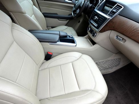 Used 2013 Mercedes-Benz ML 350 4MATIC image 9