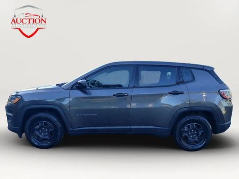 Used 2019 Jeep Compass Sport FWD image 8