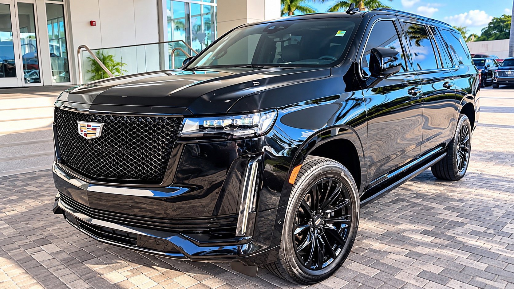 Used 2023 Cadillac Escalade ESV Sport Platinum w/ LPO, ONYX Package RWD image 8