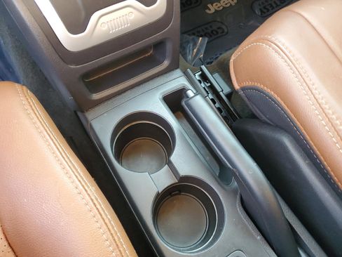 Used 2016 Jeep Compass High Altitude image 27