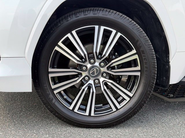 Used 2025 Lexus LX 600 4WD w/ Appearance Package image 18