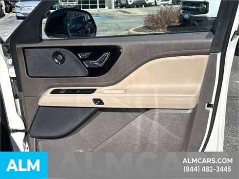 Used 2020 Lincoln Aviator Grand Touring w/ Elements Package Plus image 17