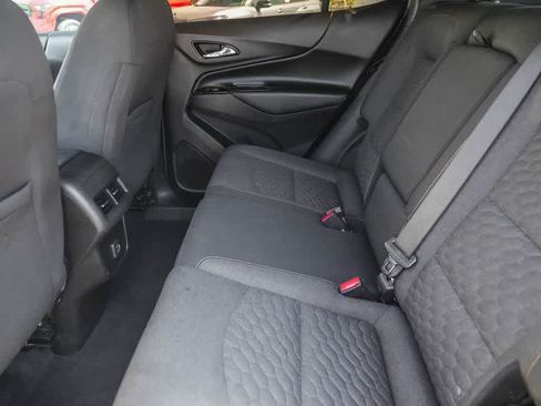 Used 2021 Chevrolet Equinox LT FWD image 18
