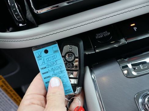 New 2025 Lincoln Aviator 2WD w/ Equipment Group 101A image 11