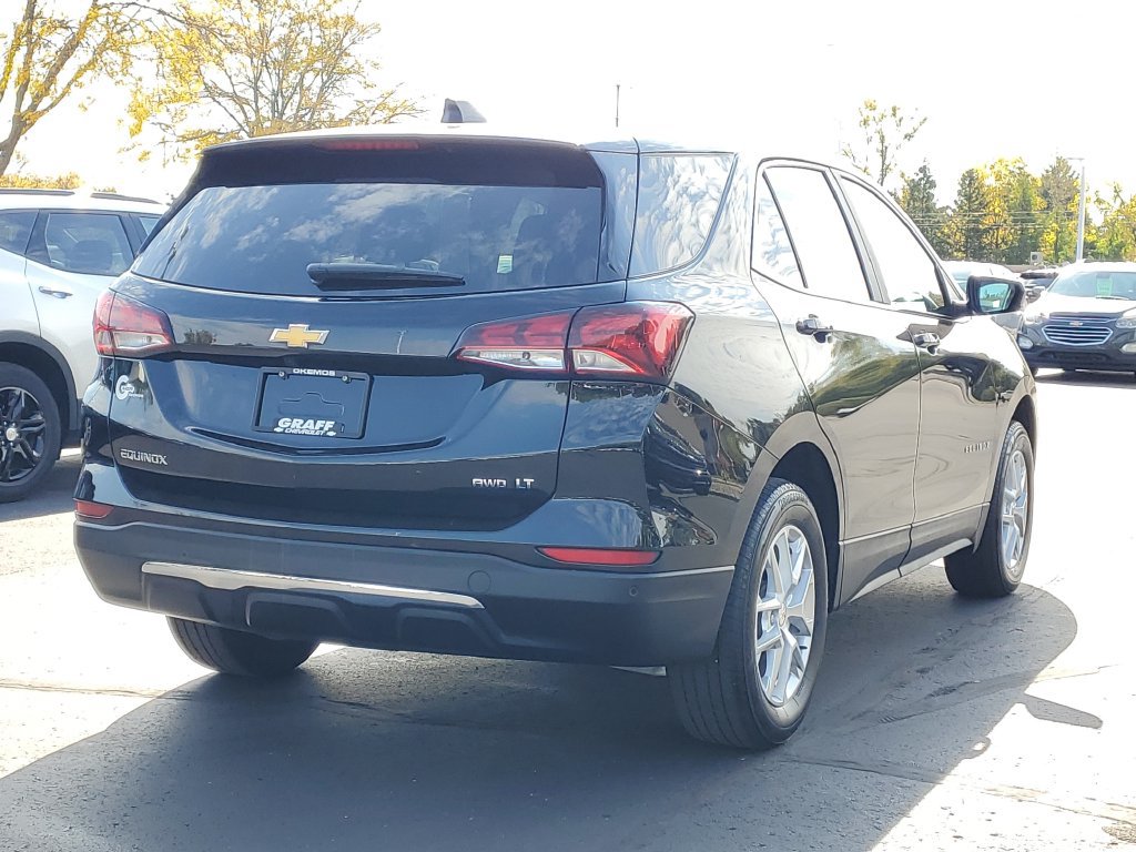Used 2024 Chevrolet Equinox LT AWD/4WD image 3