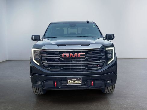 Used 2023 GMC Sierra 1500 AT4 w/ AT4 Premium Package image 8