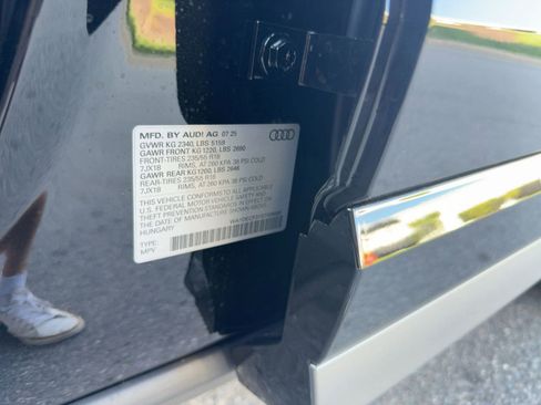 New 2025 Audi Q3 2.0T Premium image 20