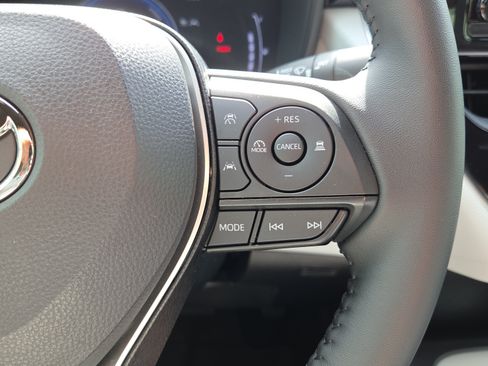 Certified 2026 Toyota Corolla SE FWD image 25