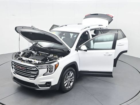 Used 2024 GMC Terrain SLT AWD/4WD image 42