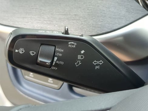 New 2025 Volkswagen ID. Buzz Pro S image 25